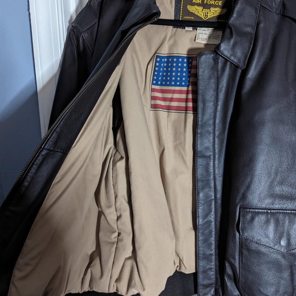 Air Force Landing Leather Men's XL Leather Bomber Jacket - Picture 2 of 16